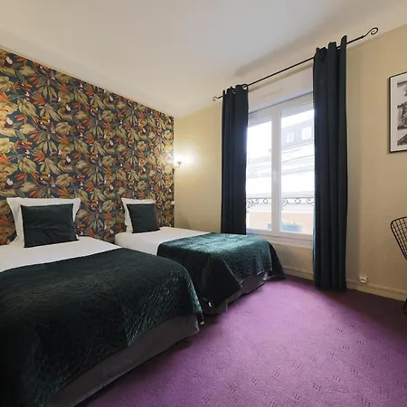 Hotel Azur 2*