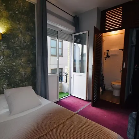 Azur Hotel